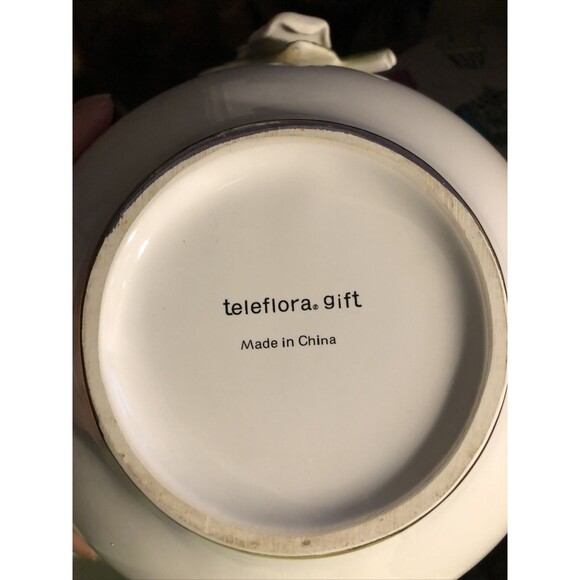 Teleflora Gift Peach Rose vintage Teapot Porcelain white with Gold Trim - Picture 9 of 9